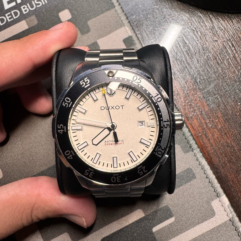 Duxot Watch - Picture 1 of 2